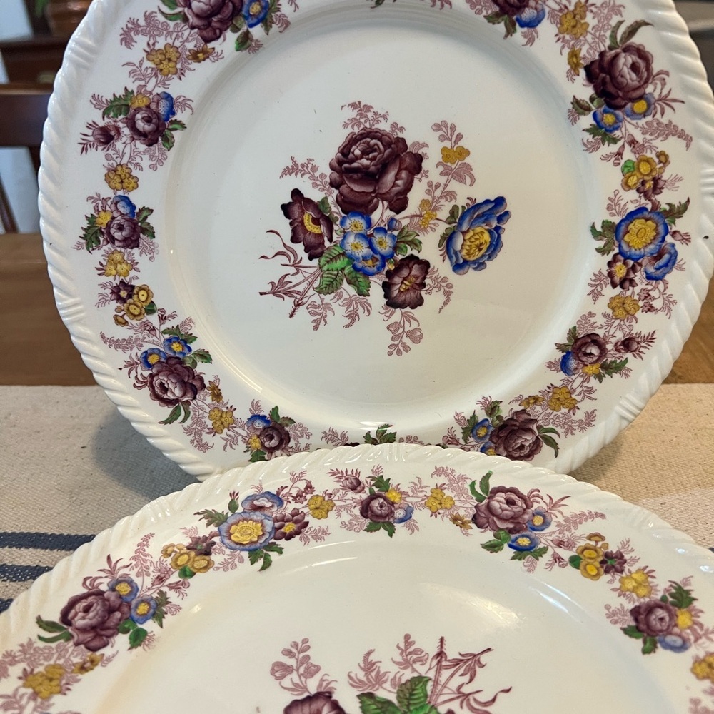 Trentham Royal Cauldron England 5 Side/ Plates 9.25” - Picture 3 of 12